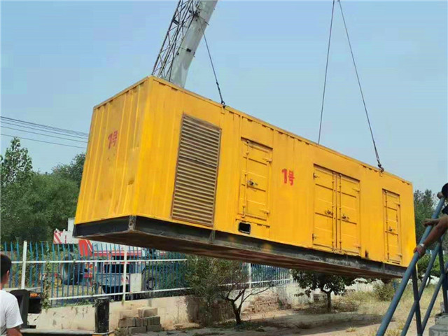 蔚县300KW柴油发电机组油耗是多少？