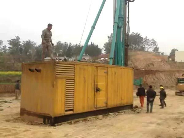 蔚县如何判断水冷式机油散热器密封件是否需要更换？